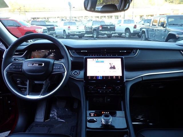 used 2024 Jeep Grand Cherokee car, priced at $35,995