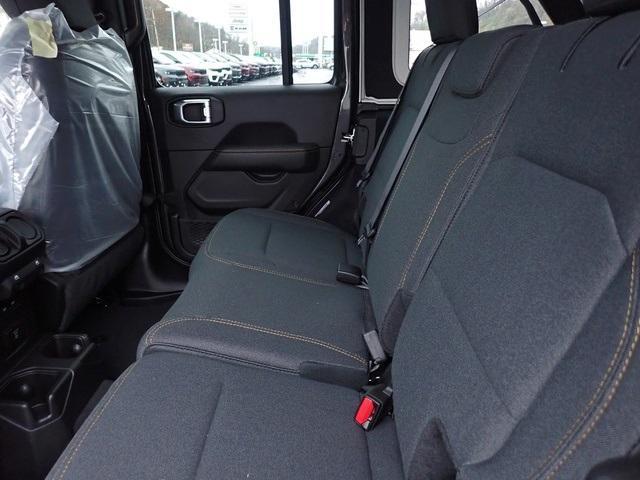 new 2025 Jeep Wrangler car, priced at $43,220