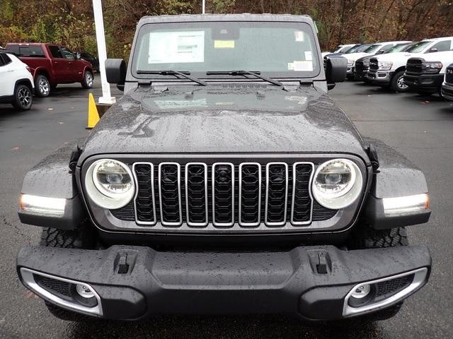 new 2025 Jeep Wrangler car, priced at $43,220