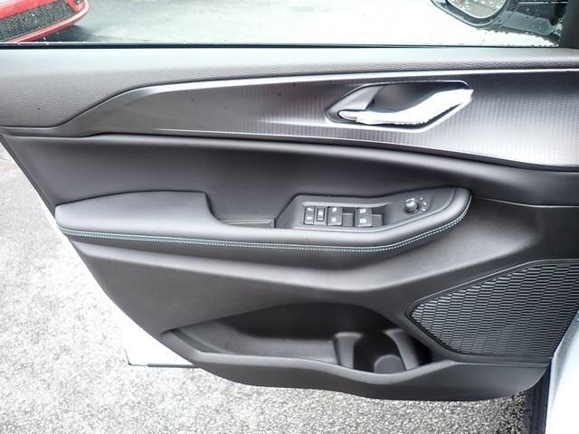 new 2025 Jeep Grand Cherokee L car, priced at $42,674