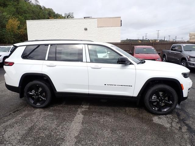 new 2025 Jeep Grand Cherokee L car, priced at $42,674