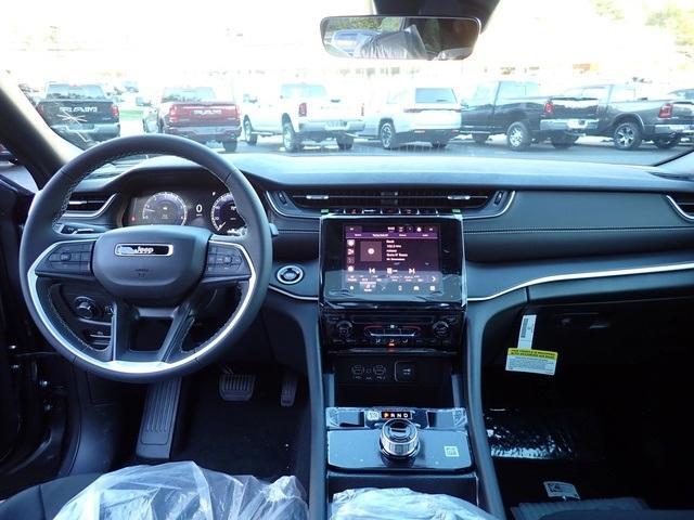 new 2025 Jeep Grand Cherokee car, priced at $35,426