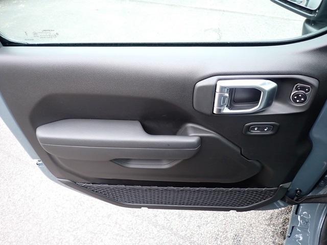 new 2026 Jeep Wrangler car, priced at $48,243