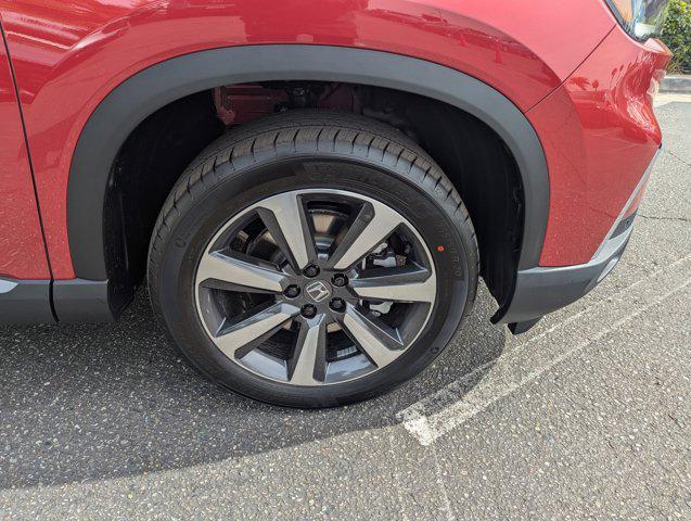 new 2025 Honda Pilot car, priced at $47,740