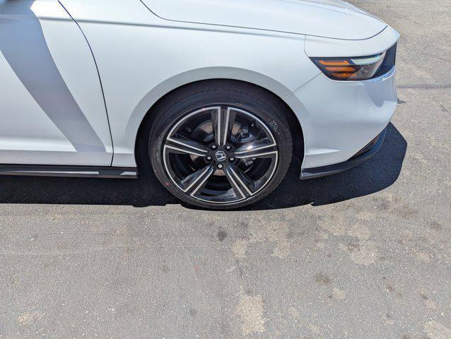 new 2025 Honda Accord Hybrid car, priced at $33,981