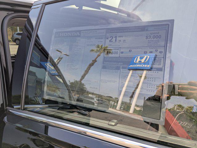 new 2025 Honda Pilot car, priced at $50,661