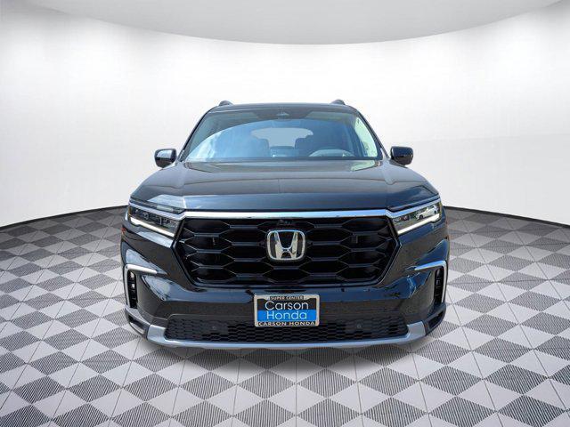 new 2025 Honda Pilot car, priced at $50,661