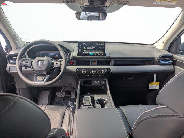 new 2025 Honda Pilot car, priced at $50,661