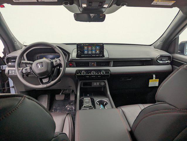 new 2025 Honda Pilot car, priced at $54,071