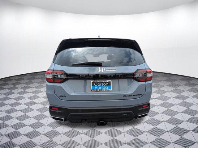 new 2025 Honda Pilot car, priced at $54,071