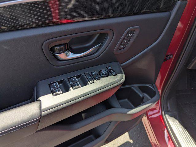 new 2025 Honda Pilot car, priced at $53,982