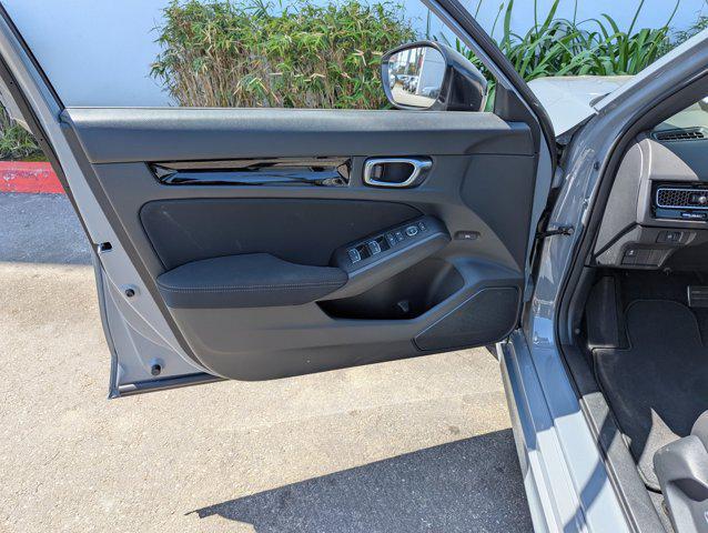 new 2025 Honda Civic Hybrid car, priced at $30,555