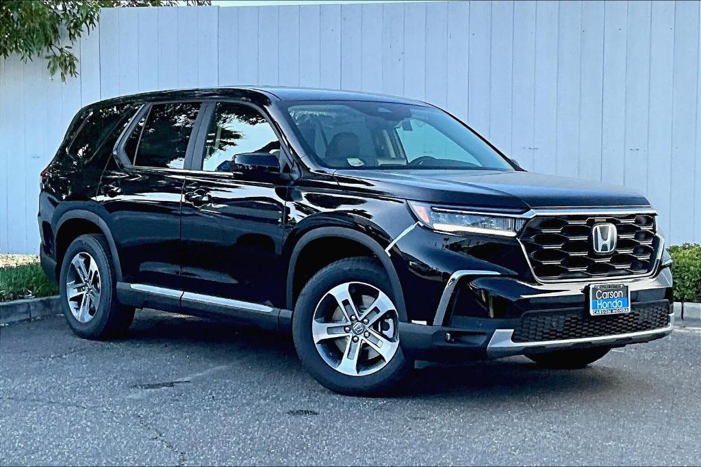 new 2025 Honda Pilot car, priced at $44,992