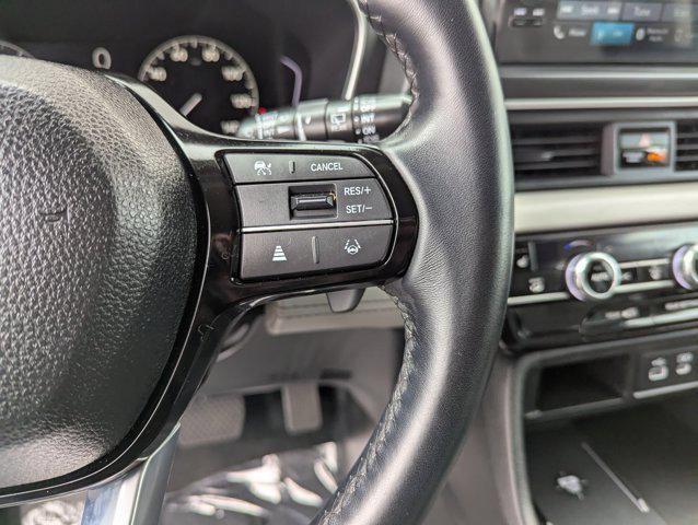 used 2025 Honda Pilot car, priced at $38,496