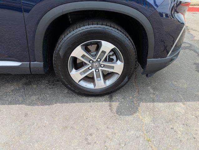 used 2025 Honda Pilot car, priced at $41,798