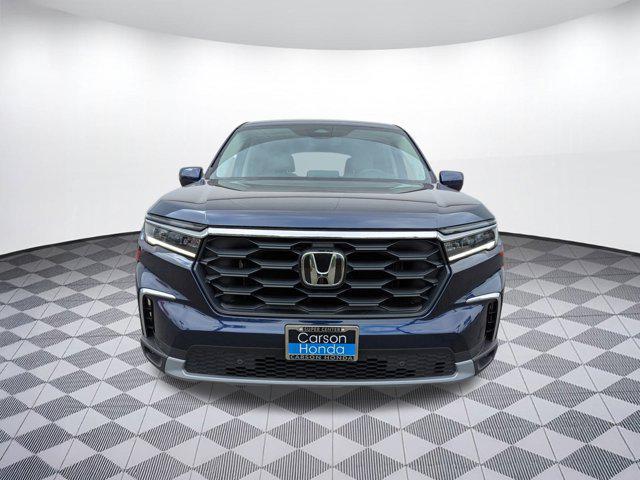 used 2025 Honda Pilot car, priced at $41,798