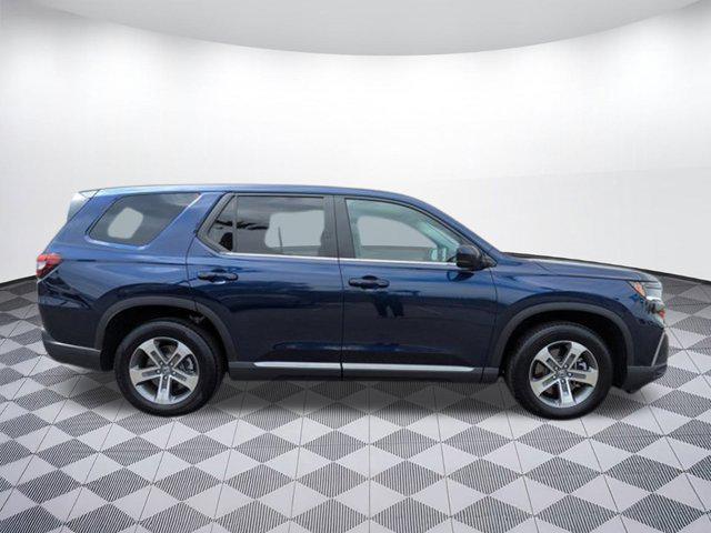 used 2025 Honda Pilot car, priced at $38,496