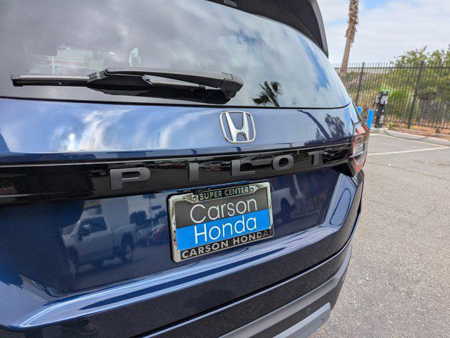 used 2025 Honda Pilot car, priced at $41,798