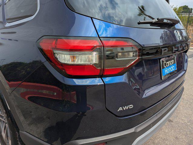 used 2025 Honda Pilot car, priced at $41,798