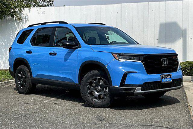 new 2025 Honda Pilot car, priced at $49,693