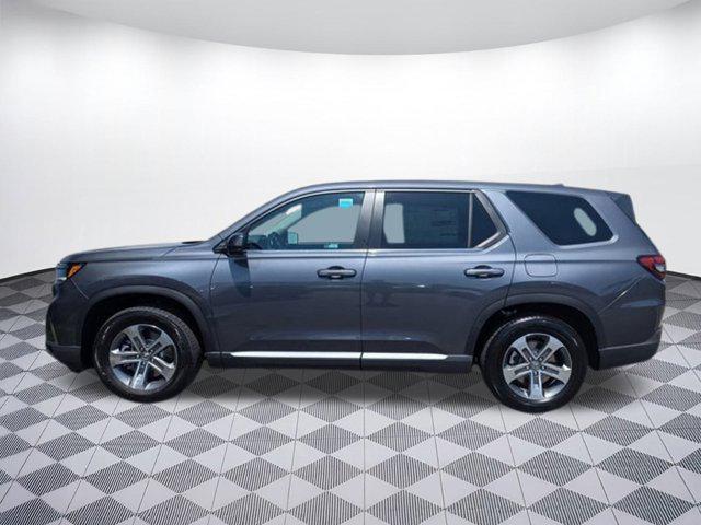new 2025 Honda Pilot car, priced at $47,562