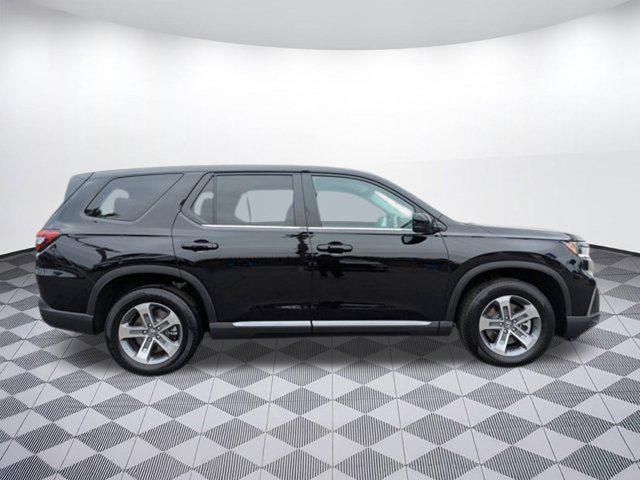 used 2024 Honda Pilot car, priced at $38,996
