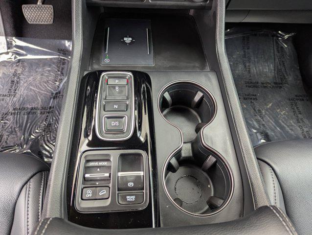 used 2024 Honda Pilot car, priced at $38,996