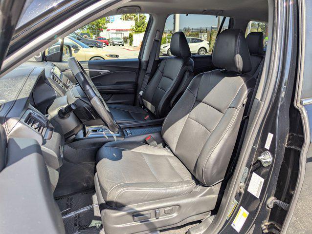 used 2022 Honda Pilot car, priced at $27,498