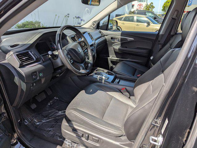 used 2022 Honda Pilot car, priced at $27,498