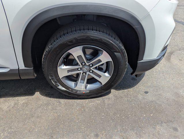 new 2025 Honda Pilot car, priced at $43,091