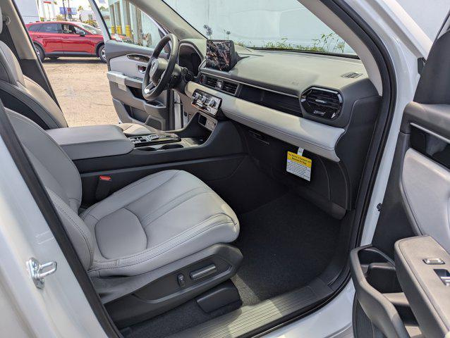 new 2025 Honda Pilot car, priced at $43,091