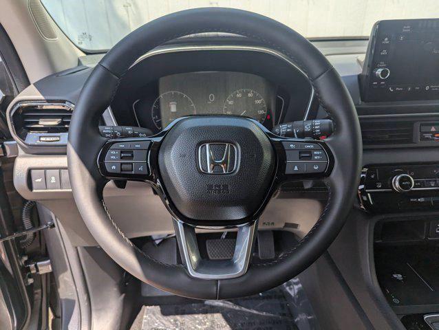 new 2025 Honda Pilot car, priced at $43,991
