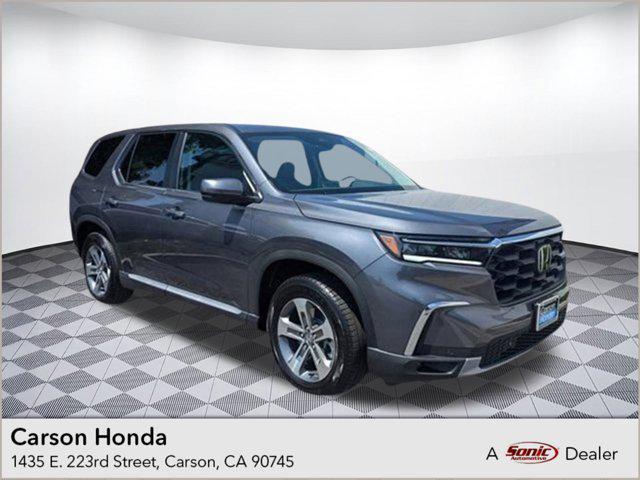 new 2025 Honda Pilot car, priced at $43,991
