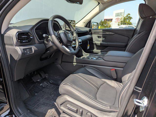 new 2025 Honda Pilot car, priced at $48,361