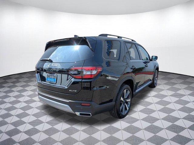 new 2025 Honda Pilot car, priced at $48,361