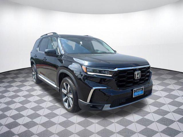 new 2025 Honda Pilot car, priced at $48,361