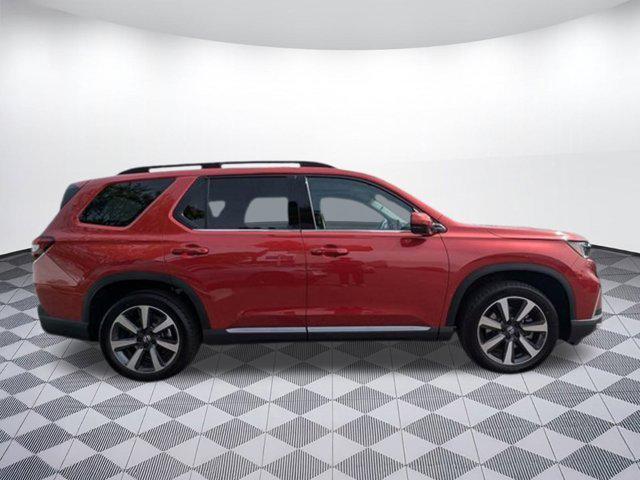 new 2025 Honda Pilot car, priced at $47,892