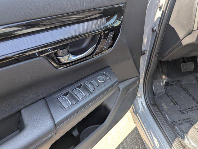 used 2025 Honda CR-V car, priced at $34,498