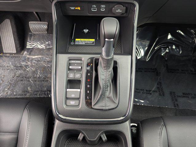 new 2025 Honda CR-V car, priced at $35,302