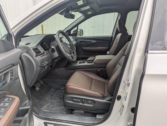 new 2025 Honda Ridgeline car, priced at $44,417