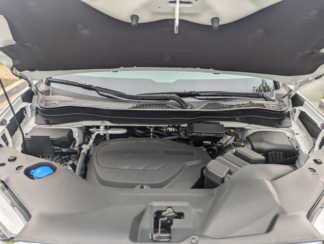 new 2025 Honda Ridgeline car, priced at $44,417