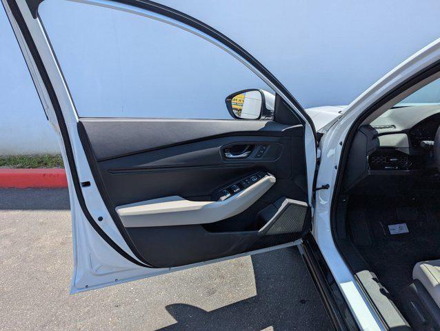 new 2025 Honda Accord Hybrid car, priced at $35,991
