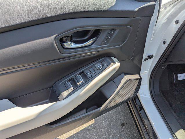 new 2025 Honda Accord Hybrid car, priced at $35,991
