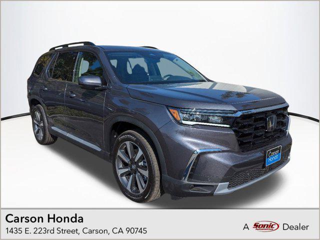 new 2025 Honda Pilot car, priced at $50,995