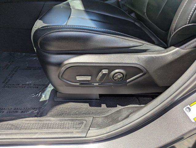 used 2024 Jeep Grand Cherokee car, priced at $38,497