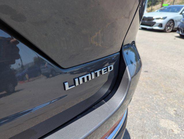 used 2024 Jeep Grand Cherokee car, priced at $36,396