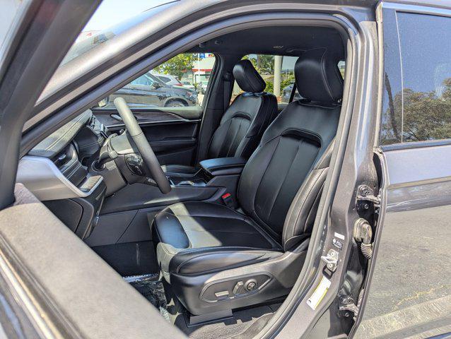 used 2024 Jeep Grand Cherokee car, priced at $38,497