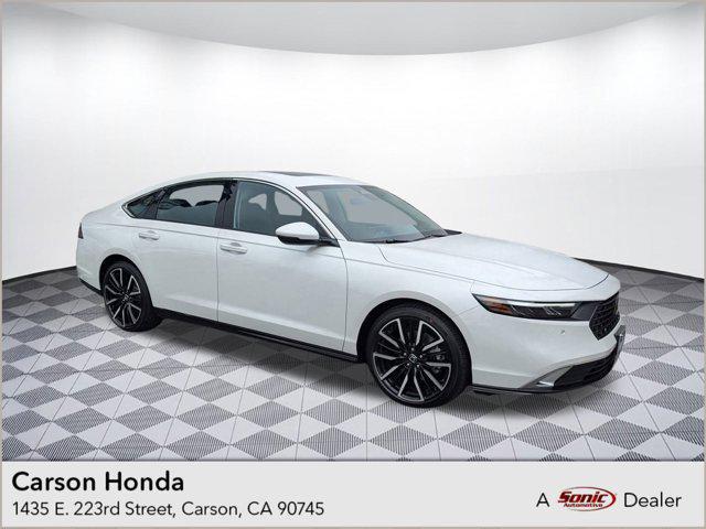 new 2025 Honda Accord Hybrid car, priced at $38,416