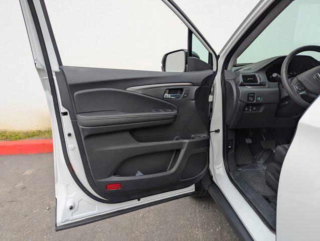 new 2025 Honda Ridgeline car, priced at $42,811
