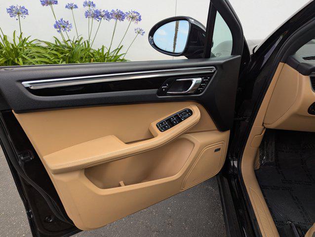 used 2018 Porsche Macan car, priced at $26,999